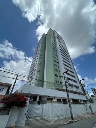 Vende-se Apartamento de 3 Quartos no Bairro de Miramar em João Pessoa-Pb