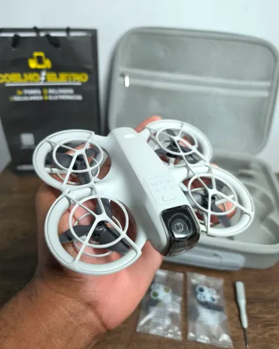 DRONE DJI NEO FLY MORE COMBO - 2 BATERIAS (SEMINOVO)