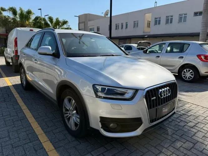 Audi Q3 2.0 TFSI Quat. 211/220cv S-tronic 5P 2013