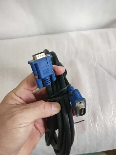 Cabo VGA para monitor ou PC
