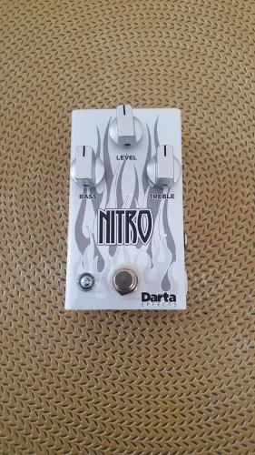 Nitro Darta Efecta / Pedal de Guitarra / Novo