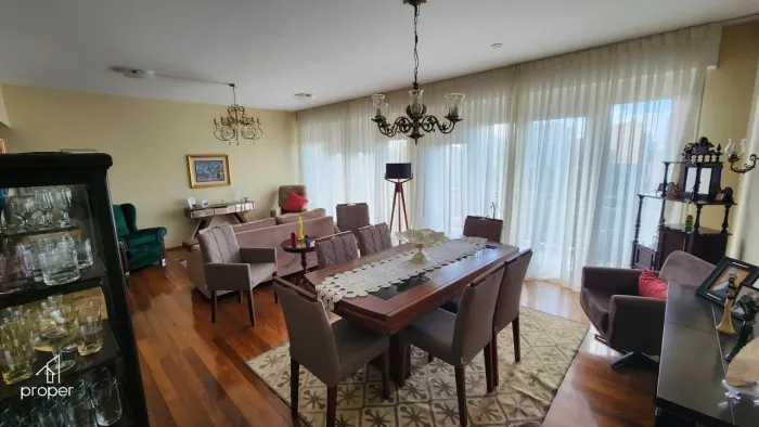 Apartamento á venda no Centro de Pelotas/ RS