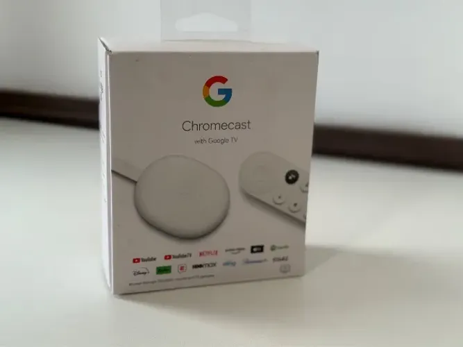 Chromecast with Google TV 4K com Controle por Voz