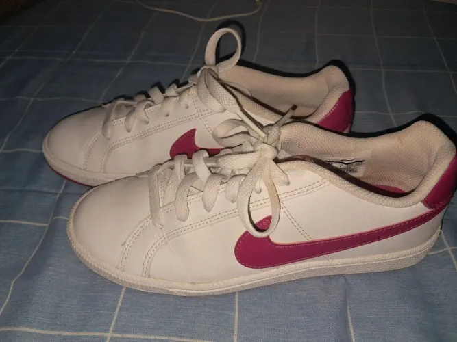 Tênis Nike Court - tamanho 37 europeu