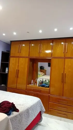 Casa em rua pública 