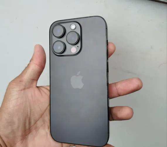 iPhone 14 pro 256 gb celular funcionando tudo, e todo original..