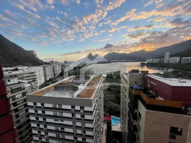 Maravilhoso 4 quartos com vista Lagoa Rodrigo de Freitas e mar