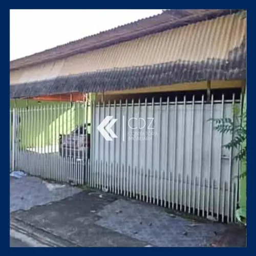 Casa com Churrasqueira á Venda em Votorantim - Votorantim/SP