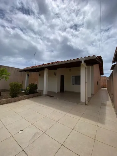 Casa à Venda no Condomínio Arembepe Aquaville Conforto, Segurança e Qualidade de Vida