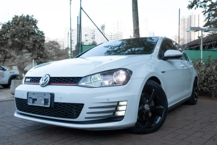 Volkswagen Golf GTI 2.0 TSI 220cv Aut. 2015