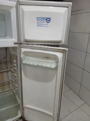 Geladeira Electrolux,para retirada de peças,Retirada no local