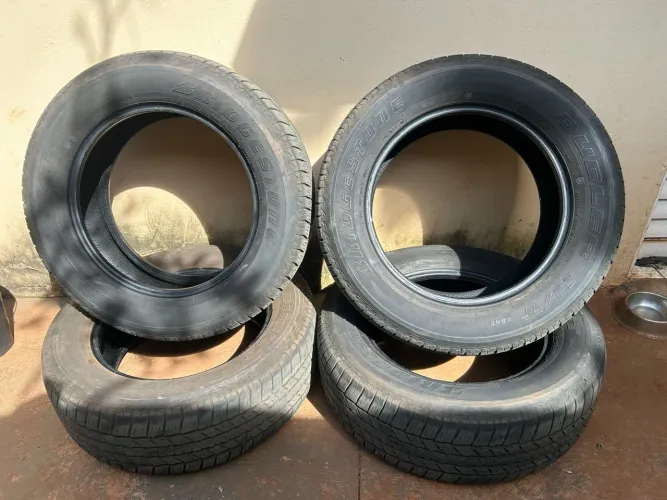 PNEU 265/60 R18 BRIDGESTONE MEIA VIDA