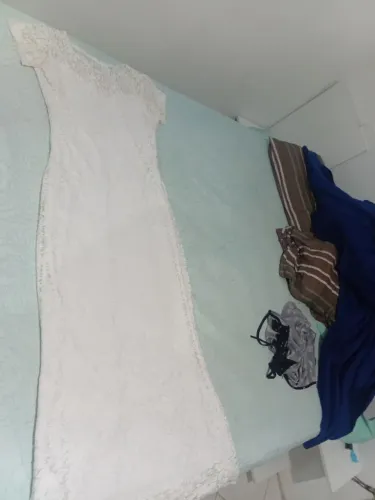 Vestido simples de noiva