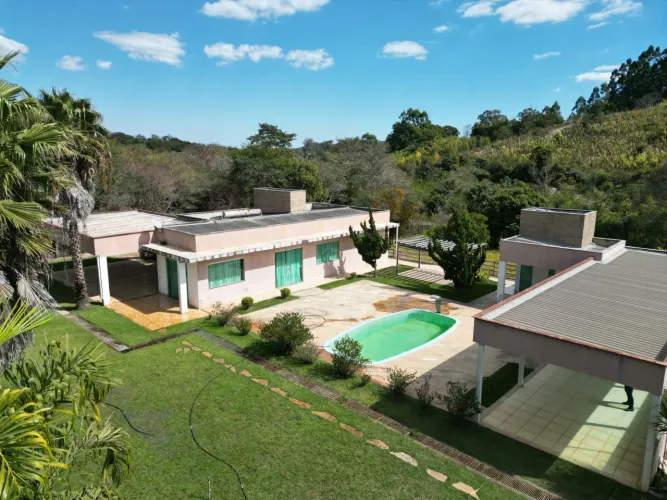 Sítio dos Sonhos em Ravena: Luxo, Lazer e Natureza com Infraestrutura Completa.