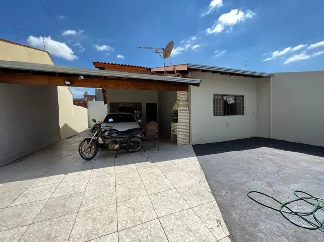 Casa com 3 dormitórios à venda, 130 m² por R$ 415.000 - Portal dos Pioneiros - Londrina/PR