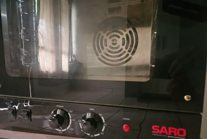 Forno industrial elétrico Saro 110V