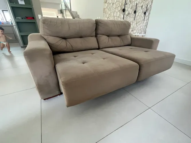 Sofá Reclináveil com Chaise Jacaúna