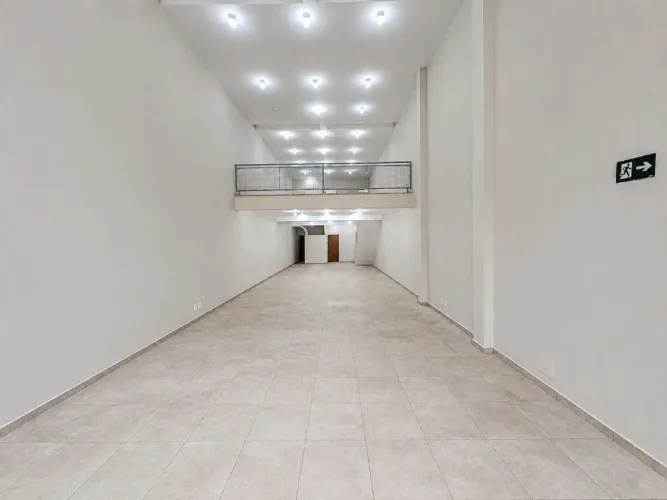 Salão para alugar, 228 m² - Parque Novo Mundo - Americana/SP