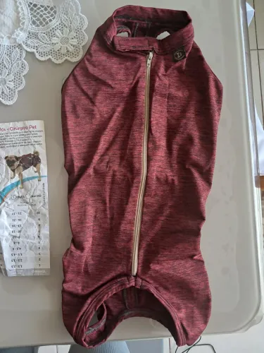 Roupa para cachorros e gatos