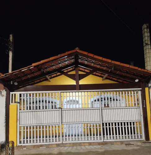 Casa na praia grande vila Guilhermina