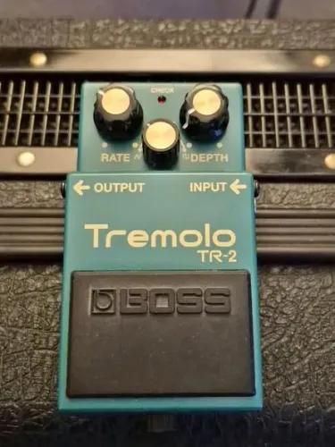 Pedal Boss Tremolo Tr2