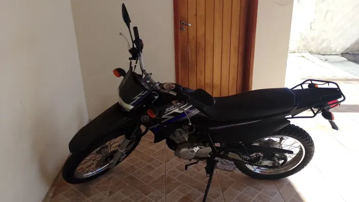 Moto Yamaha XTZ 125E
