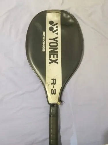 Raquete Yonex R-3