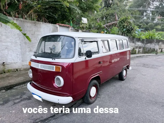 Volkswagen Kombi Standard 1.4 MI Total Flex 8V 2022