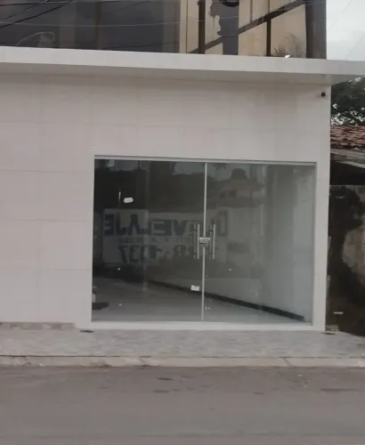 Alugo ponto comercial para escritórios, clínicas e etc...