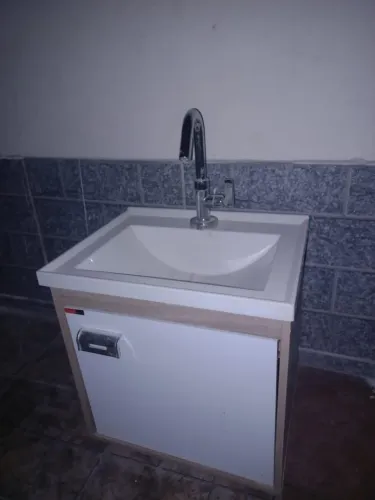 Pia com armário 