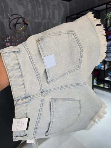 Short feminino