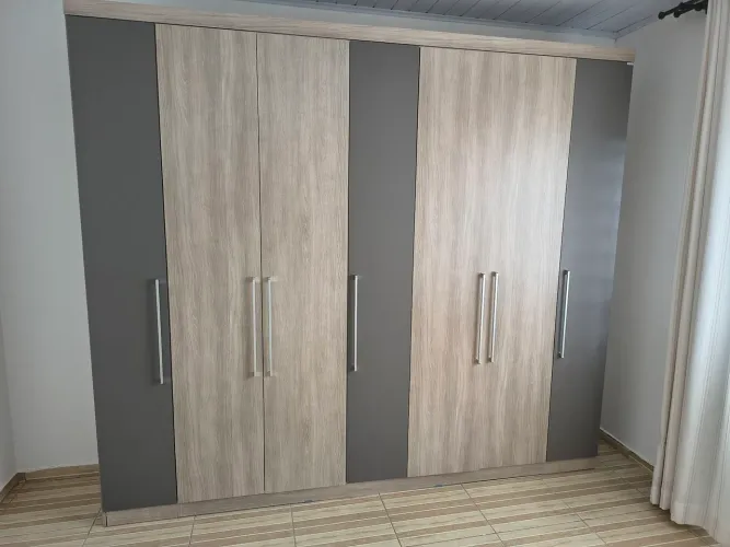 Guarda Roupa 7 portas 