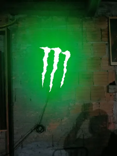 Luminária monster