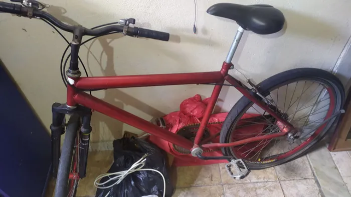 Bicicleta aro 26 vermelha