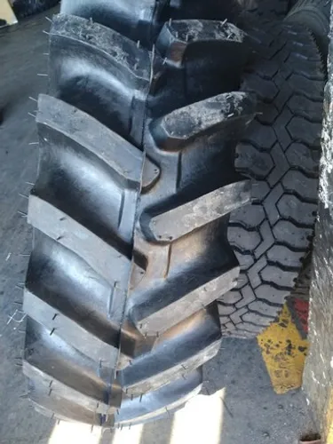 Pneu 14.9-24/ 14.9x24 / 14.9 24 / 14.9/24 recauchutado