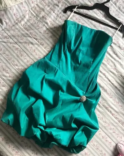 vestido curto de festa