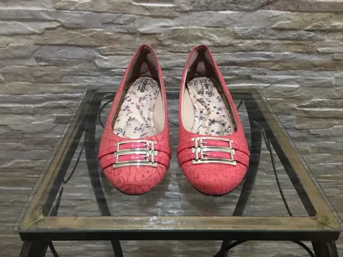 Sapato Moleca Conforto e Saúde .