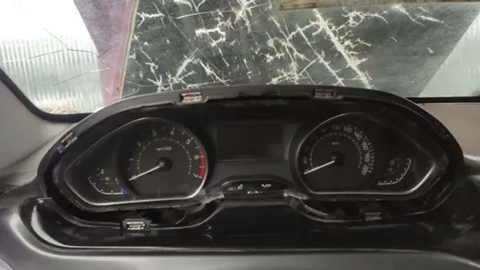 Painel de instrumentos Peugeot 208 2013 a 2017
