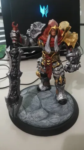 Darksiders Guerra Figure