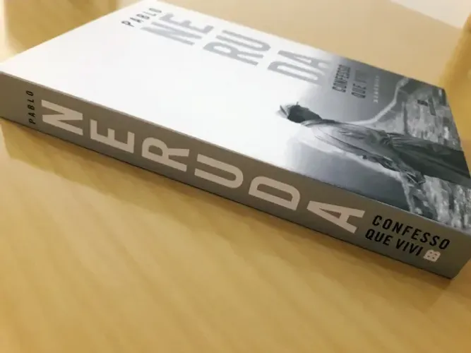 Livro Pablo Neruda - Confesso que vivi