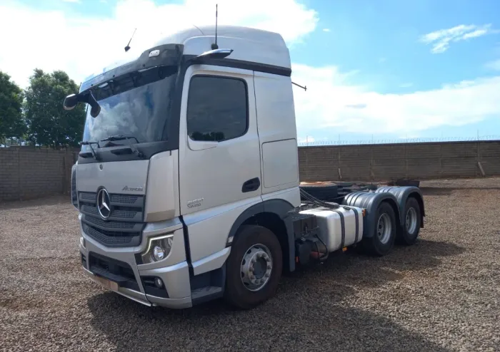 MB Actros 2651 ano 2022, 6x4, Bug leve, em SP