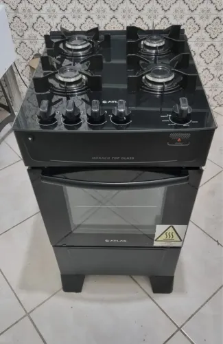 Fogão Mônaco top glass 4 bocas. Novo na caixa 