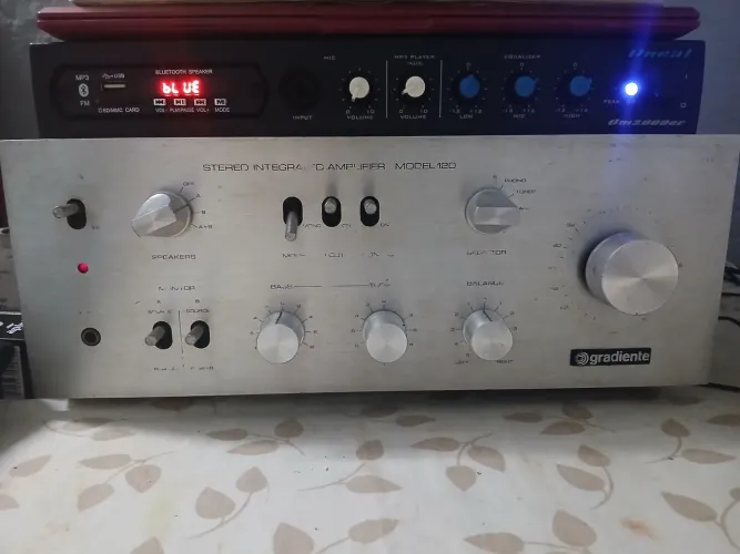 Amplificador gradiente Model 120+amplificador 0nel