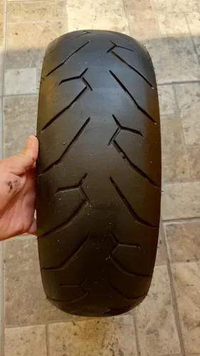 Pneu usado Pirelli Diablo Rosso2 150/60-17
