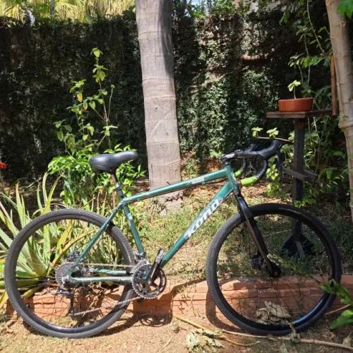 Bicicleta Gravel Kona Caldera - Shimano Sora - 2x9 velocidades