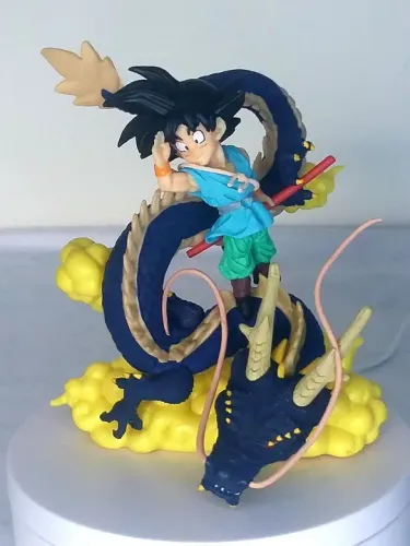 Action figure Goku e Shenlong - Coleção Dragon Ball