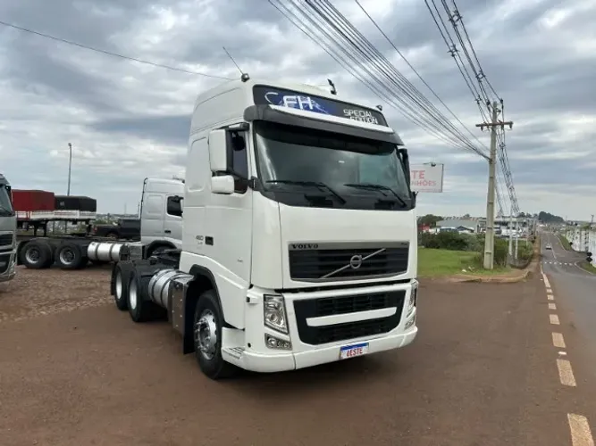 Volvo FH 460 6x4 Globetrotter automático Único dono