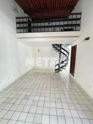 Aluguel de Ponto Comercial na Orla de Petrolina com 4 quartos, todos suítes