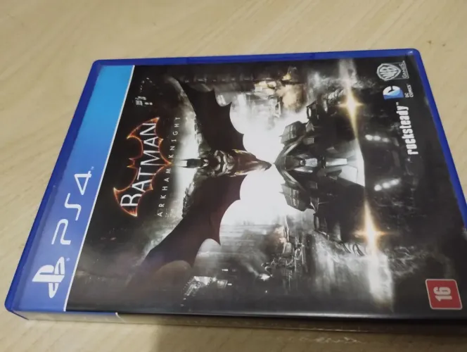 Jogo Batman: Arkham Knight-PS4 85,00 reais Troco