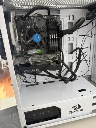 PC Gamer 32GB RAM / Geforce GTX 1650 / HD + SSD 1 TB